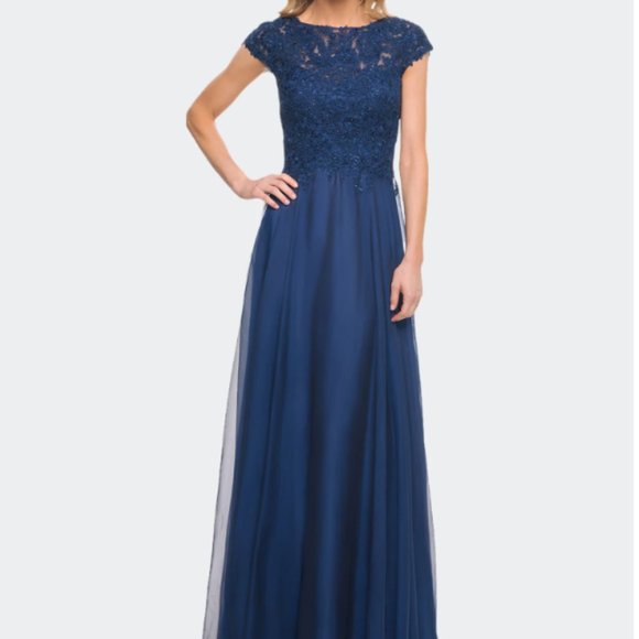 LA FEMME CHIFFON & LACE BODICE CAP SLEEVE NAVY GOWN sz 6 - Picture 1 of 4